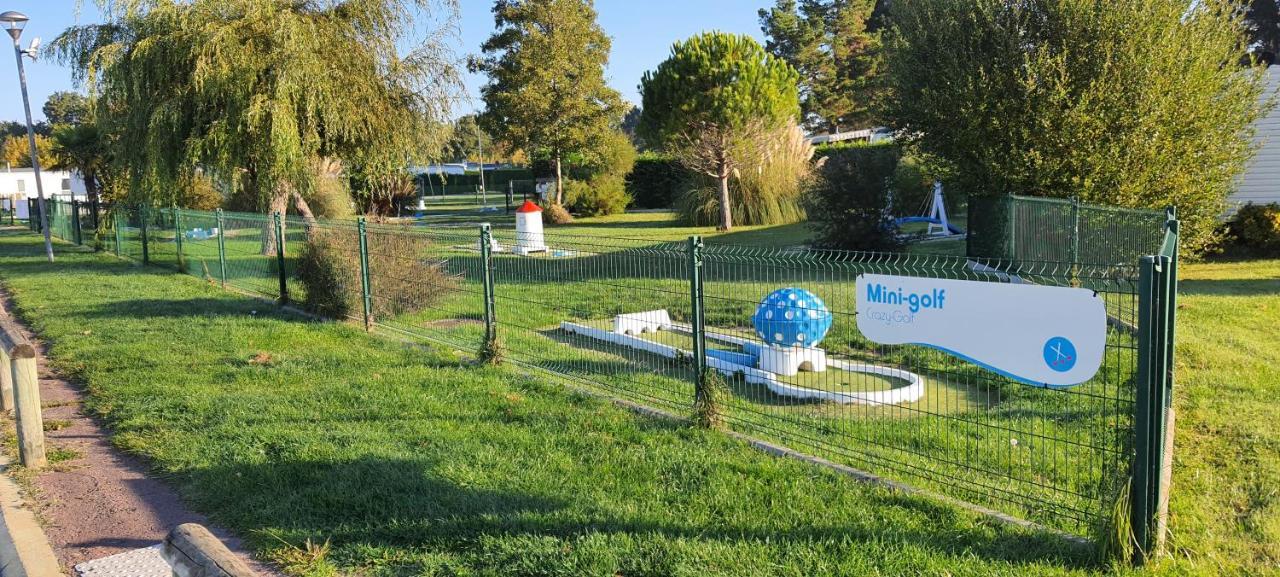 Mobilhome 2Ch Climatise-Terrasse Fermee-4 Velos-Camping 4 Etoiles Les Charmettes Les Mathes Exterior foto