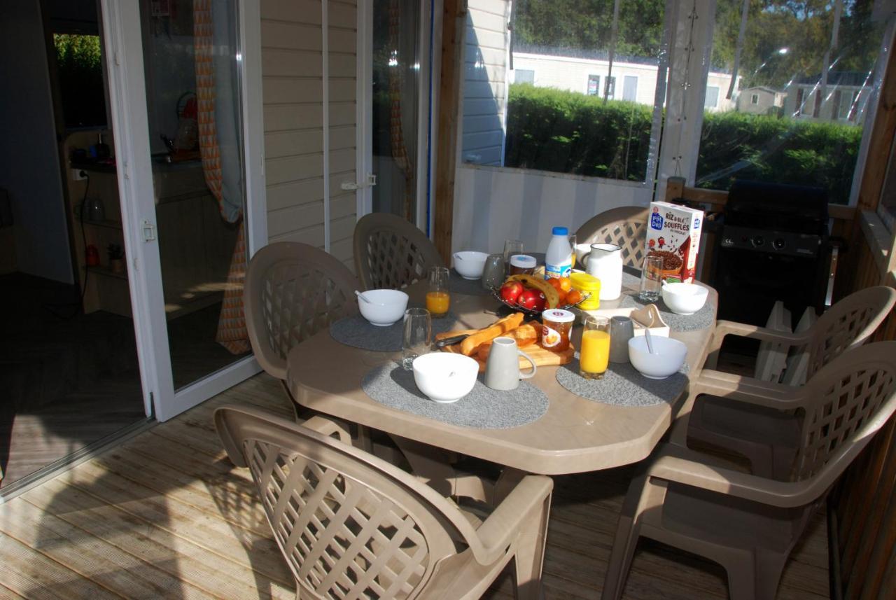 Mobilhome 2Ch Climatise-Terrasse Fermee-4 Velos-Camping 4 Etoiles Les Charmettes Les Mathes Exterior foto