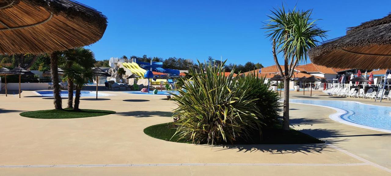 Mobilhome 2Ch Climatise-Terrasse Fermee-4 Velos-Camping 4 Etoiles Les Charmettes Les Mathes Exterior foto